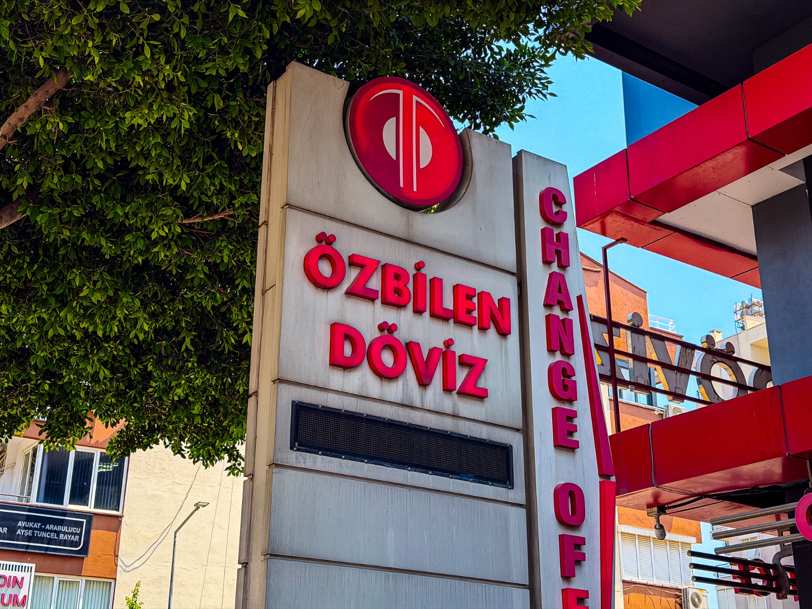 Фото отделения Özbilen Döviz 3